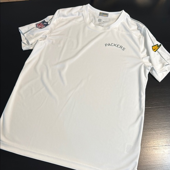 Green Bay packers team issued Benzel 2024 Nike White Short Sleeve Athletic Tee - Picture 1 of 9